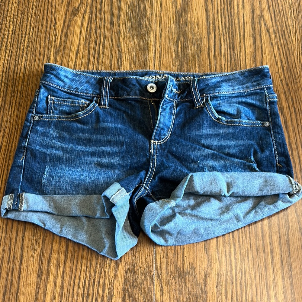 Arizona Jean shorts, size 3